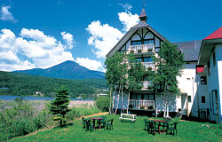 �����΃r���[�e�B�[�z�e���O�ω摜